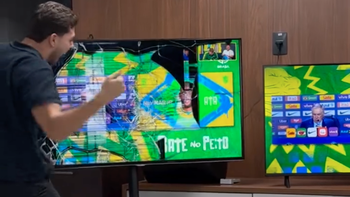Fan Brazil sung sướng đấm vỡ TV khi Neymar được dự World Cup 2026
