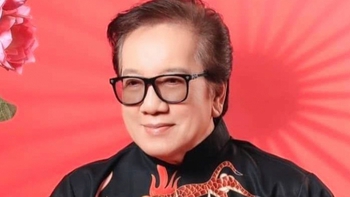 Danh ca Elvis Phương vẫn miệt mài ca hát ở tuổi 81