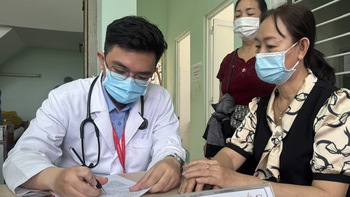 Người tạm trú tại TP.HCM có được khám sức khỏe định kỳ miễn phí?