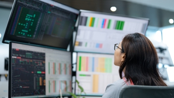 Dòng tiền hụt hơi, VN-Index lại lùi về dưới 1.800 điểm