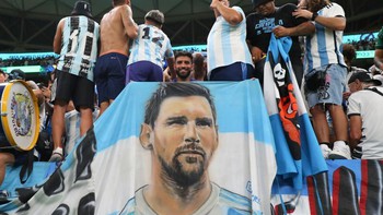 Argentina chuyển cho Mỹ tên 13.000 ông bố nợ cấp dưỡng nuôi con: Cấm xem World Cup!