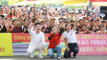 Hàng nghìn khán giả Nghệ An viết tiếp hành trình yêu thương cùng 'Mái ấm gia đình Việt'