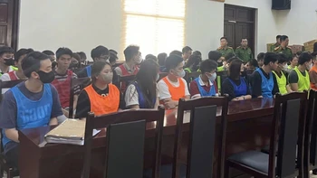 Dân mạng vui quá khi những người lừa đảo hợp đồng kỳ nghỉ bị khởi tố