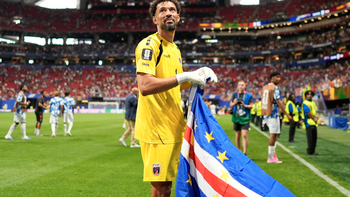 Người hùng Cape Verde sắp gặp mẹ ở World Cup 2026