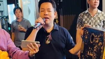 Quang Lê hát loa kẹo kéo ở đường phố gây sốt