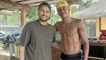 Không phải Messi hay Ronaldo, Yamal tiết lộ thần tượng gây bất ngờ