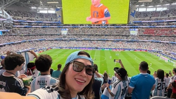 Mỹ Tâm 'cuồng' Messi cỡ nào?