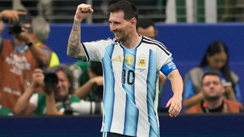 Lionel Messi trở thành chân sút ghi bàn nhiều nhất lịch sử World Cup