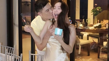 Minh Hằng nay đã hết giấu kín chồng