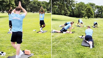 Tuyển Anh ra công viên tập yoga trước trận quyết định ở World Cup 2026