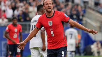 Harry Kane phá kỷ lục ghi bàn của tuyển Anh tại World Cup