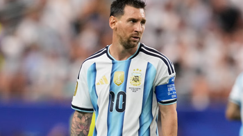 Messi lập kỷ lục ‘lười chạy’ nhưng vẫn dẫn đầu cuộc đua Vua phá lưới World Cup