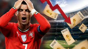 Vé xem World Cup 'sale sập sàn' sau cú sốc của Ronaldo