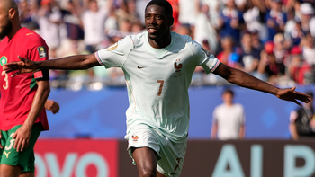 Vào bán kết World Cup, tuyển Pháp mới chỉ... hoàn vốn