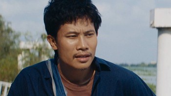 Phương Nam 'Mưa đỏ' có vai chính điện ảnh đầu tiên