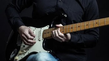 Bị bắt sau 7 năm mở nhạc 'tra tấn' hàng xóm
