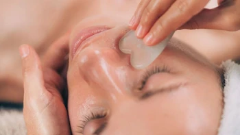 Massage mặt có giúp 'bổ não'?