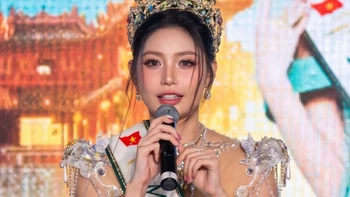 Thí sinh Việt Nam thi Miss Earth 2026 gây tò mò vì 'không giỏi làm nghề showbiz'