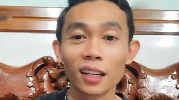 Hồng Thanh sống ở nhà trọ vài mét vuông, bán hàng online kiếm sống