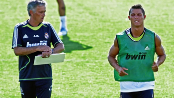 Jose Mourinho: ‘Tôi không thể dạy Ronaldo ghi bàn’