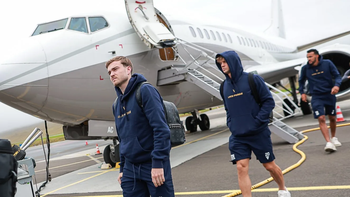 Trận đấu Europa League bị hoãn vì đội khách đến trễ