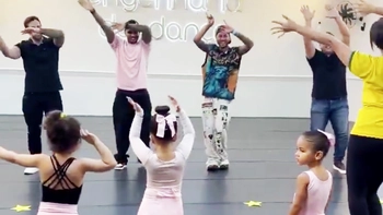 Xem Neymar trổ tài… múa ballet cùng con gái