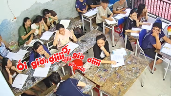 Khoảnh khắc cô giáo giật mình bỏ chạy khi nghe tiếng sấm khiến cả lớp bật cười