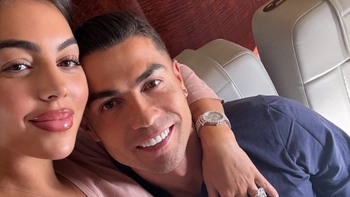 Ronaldo cưới vợ như mở ngày hội CR7 ở quê nhà