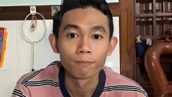 Hồng Thanh bán hết đồ hiệu, xe sang, về quê làm tranh đá kiếm sống