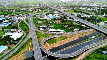 Mở đường, mở cơ hội cho miền Tây