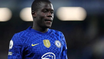 Cựu trung vệ Chelsea bị ‘tác động vật lý’ vì qua mặt người đại diện