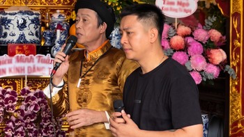 Hoài Linh gặp lại Hoài Lâm: 'Ba luôn mong con có cuộc sống hạnh phúc'