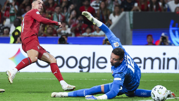 Cristiano Ronaldo: Nhiều người muốn tôi biến khỏi tuyển Bồ Đào Nha