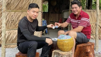 Huỳnh Anh Tuấn đính chính tin 'bỏ phố về hẳn nhà chòi Tây Ninh'