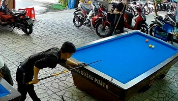 Siêu phẩm bida 5 băng dị nhất quả đất