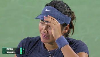 Emma Raducanu bật khóc lúc đang thi đấu tại Korea Open