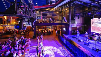 Thành phố không ngủ: Để đô thị 2h sáng cũng vui như 2h chiều