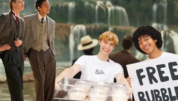 Danh tính 2 anh Tây ghi hình Cao Bằng đẹp như phim xi nê