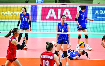 Bóng chuyền và giấc mơ vượt người Thái