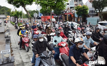 Leo lề: Thói quen xấu trong giao thông