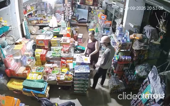 Thanh niên có hành vi trộm cắp tại tiệm tạp hóa khiến nhiều người bức xúc