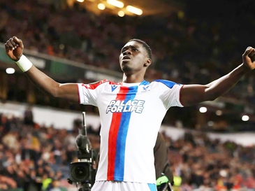 21 giây, Ismaila Sarr xô ngã kỷ lục Conference League