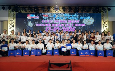 Những tấm lòng nghĩa tình ươm mầm ước mơ cho tân sinh viên nghèo Quảng Trị