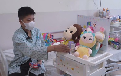 Còn 2 tuần để trở thành 'Sứ giả của yêu thương'