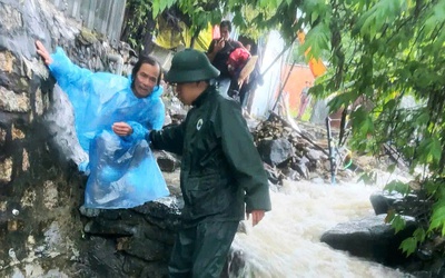 Khánh Hòa cảnh báo lũ khẩn cấp, địa phương tổ chức sơ tán dân vùng xung yếu