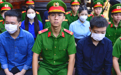 Video tòa tuyên án hoa hậu Thùy Tiên, Quang Linh, Hằng Du Mục vụ kẹo Kera