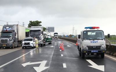 Hạn chế xe trên quốc lộ 1 từ Ninh Thuận cũ ra Cam Ranh do ảnh hưởng ngập lụt