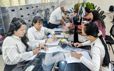 Cắt giảm hồ sơ giấy, TP.HCM đề xuất miễn trách nhiệm cán bộ nếu dữ liệu số chưa chuẩn