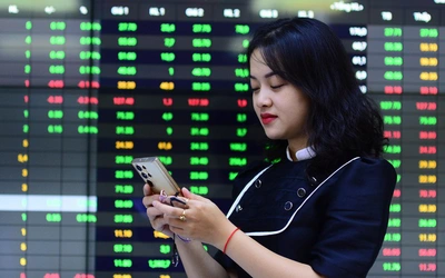 VN-Index tăng vọt 46 điểm, tiến sát đỉnh kỷ lục