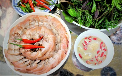 Về Thanh Khê ăn mắm cá dảnh tiến vua